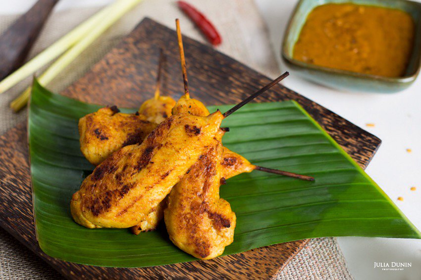 MenatWok's tweet image. Thanks for great reviews of spicy #SataySauce - delish with chicken skewers @JuliaDunin #itwbn -Call #Galway 588736