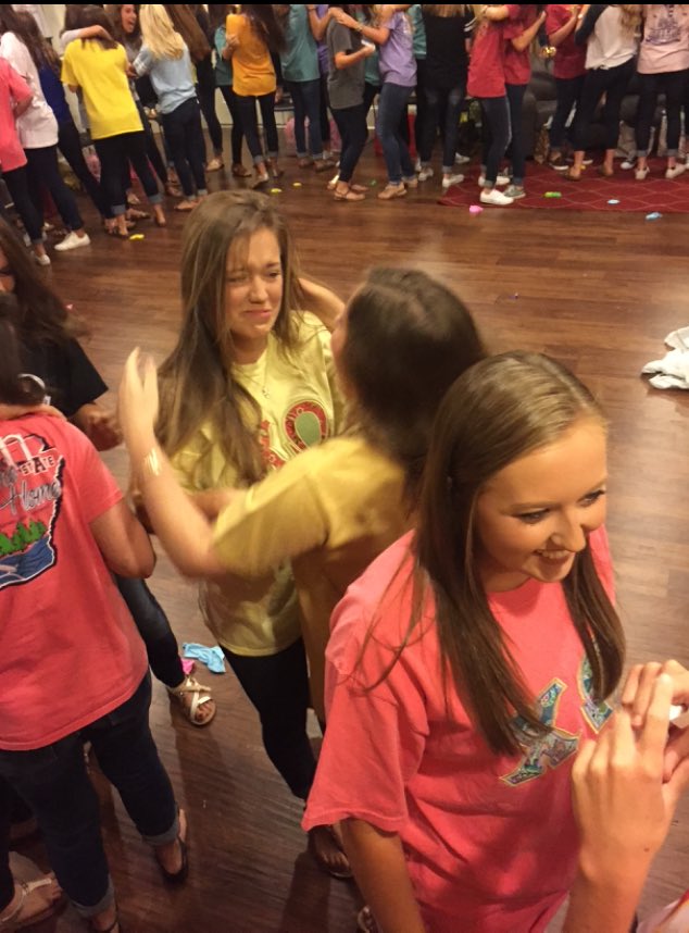 katiesue_white's tweet photo. The face of pure happiness #LOL #bestlil https://t.co/2hN14zEoaJ