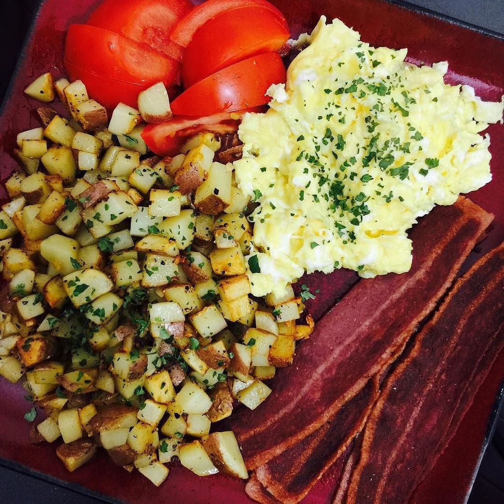 isola7e's tweet photo. #breakfast https://t.co/sr9wEar9ig https://t.co/JokyY9jb8d