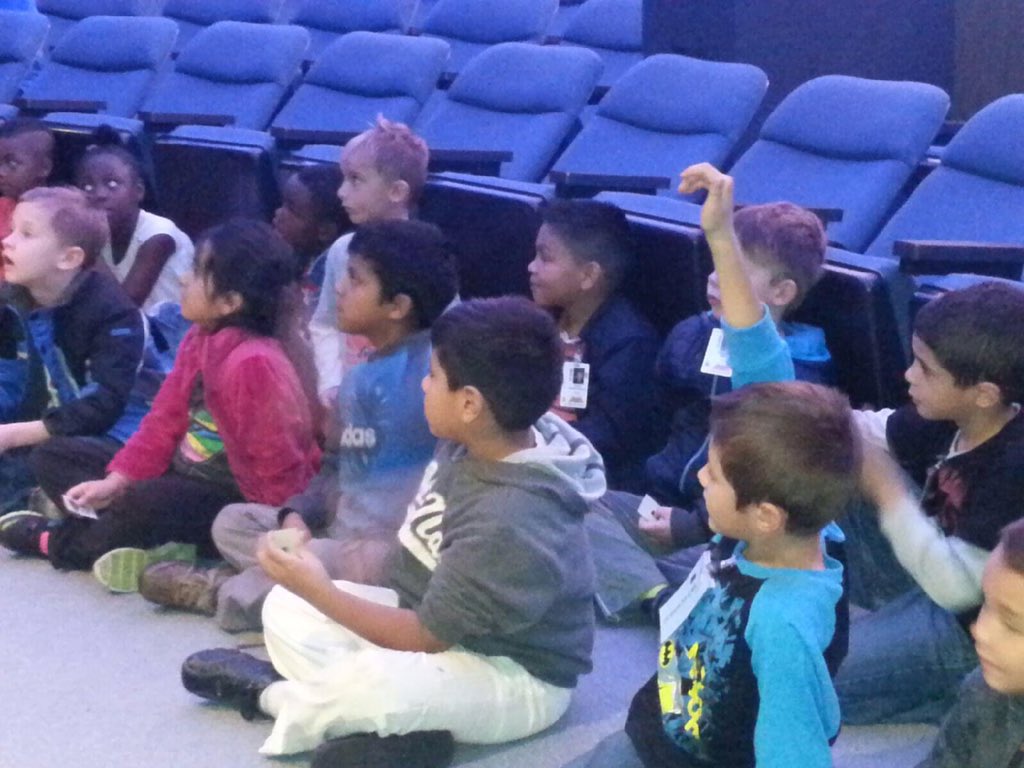 a_novins's tweet photo. Horizons Unlimited is where it's at!! @anneellis1 😀 https://t.co/IrPfloC0Wj
