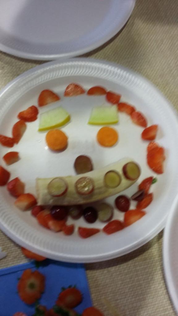 ifOldham's tweet photo. Fruit Art Plates at East Oldham Methodist Church Brunch Club!  Great Creations https://t.co/z9YxpvzJc2