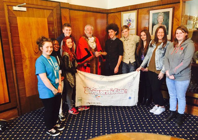 Engage4LifeUK's tweet photo. Our lovely Swindon @NCS team met the Mayor Today #IAmConnected #NCS https://t.co/ou6Gu8V2kR