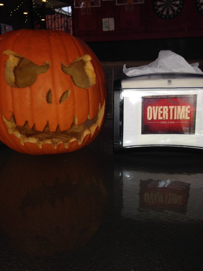OVERTIMEBARAL's tweet photo. Come enjoy a Halloween Treat for lunch! FRENCH DIP SANDWICH #bhameats #bhamlunch #lakeshorelunch https://t.co/7hhxW1gsqU