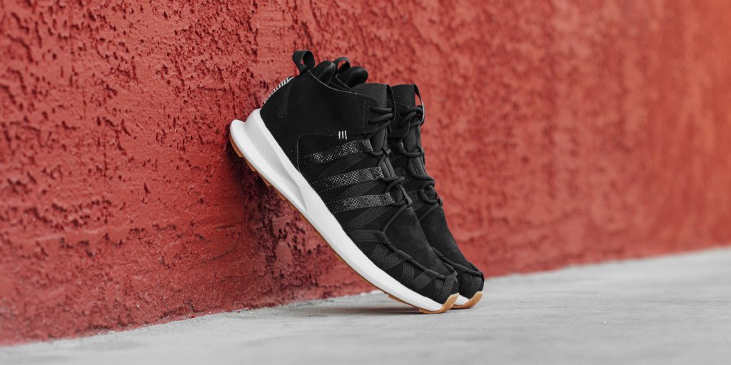 sneakyparis's tweet photo. Retrouvez la dernière @adidasoriginals SL Loop Runner Moc chez Sneaky ! #IESEGSMM https://t.co/oe9gar7pFO