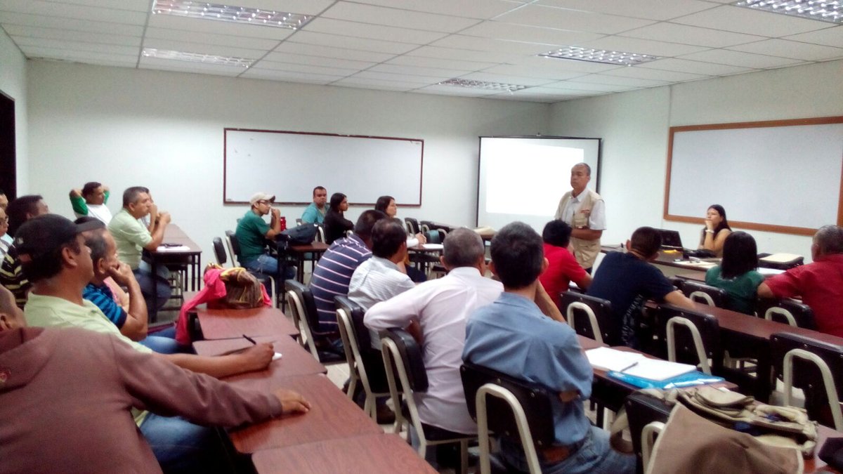 CiaraTachira's tweet photo. #Ahora: Jornada de Socialización Agricultura Familiar Comunal, #REDSAT .@CiaraMinPPAT .@MinPPAT https://t.co/TOKTaDPMds