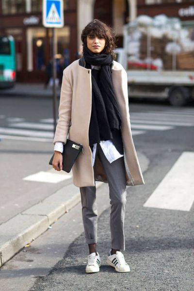 sneakyparis's tweet photo. Girls! Street Style du jour, à la fois élégant et sportswear Retrouvez la Adidas Superstar chez Sneaky. #IESEGSMM https://t.co/gub72tYhwN