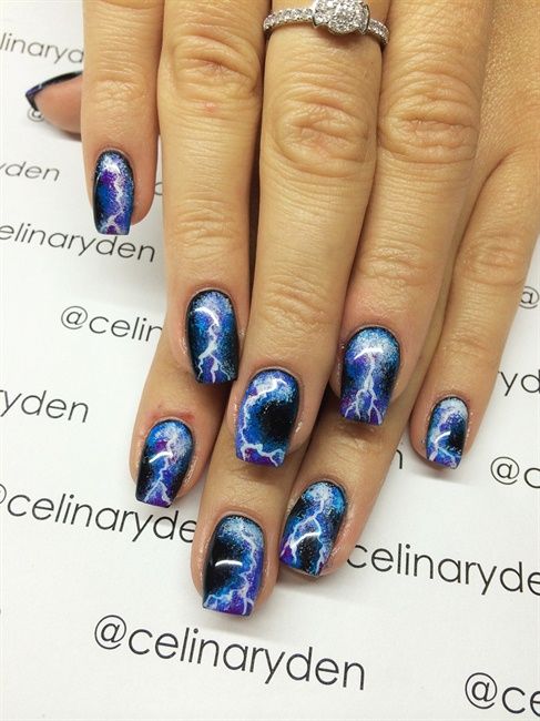 Roo_Beauty's tweet photo. These lightning nails look amazing #NOTD #nailart #lightningnails #nails #halloweennails https://t.co/h8Z2SmGb4y https://t.co/7Sudhe6FnX