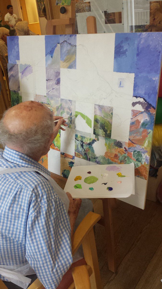 sgmusicfest's tweet image. Getting artistic at #Springlane#Carehome with 90-year-old anti-apartheid activist Bernard Gosschalk