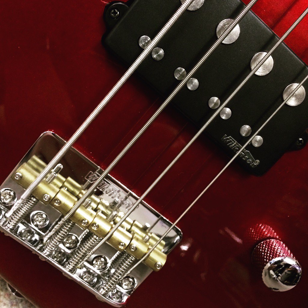 MORMUSIC's tweet photo. #Vintage #vintageguitar #vintagebass #wilkinsonpickups https://t.co/4XXFtBJ4dk https://t.co/TjyLzY84Vf