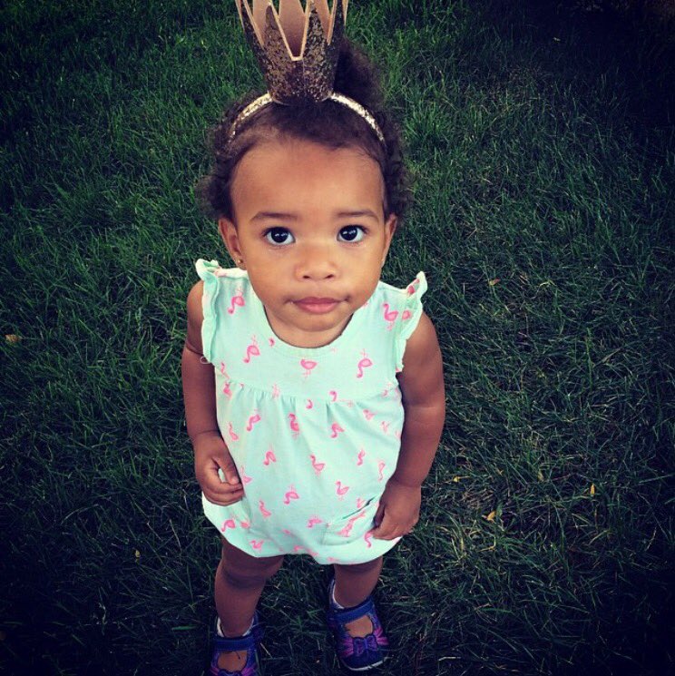 plsmanny's tweet photo. anyway , wcw to my baby girl .. miss you every moment of every day little one but i'll be home soon. 💝 https://t.co/y2qlTQt4i6