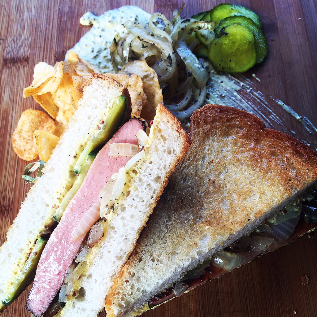 ThePineAthens's tweet photo. lunch .. Chicken Tortilla soup & Fried Bologna Sandwich #eatdrinktogether #fivepointsathens #athensg https://t.co/BiiTO72ih0
