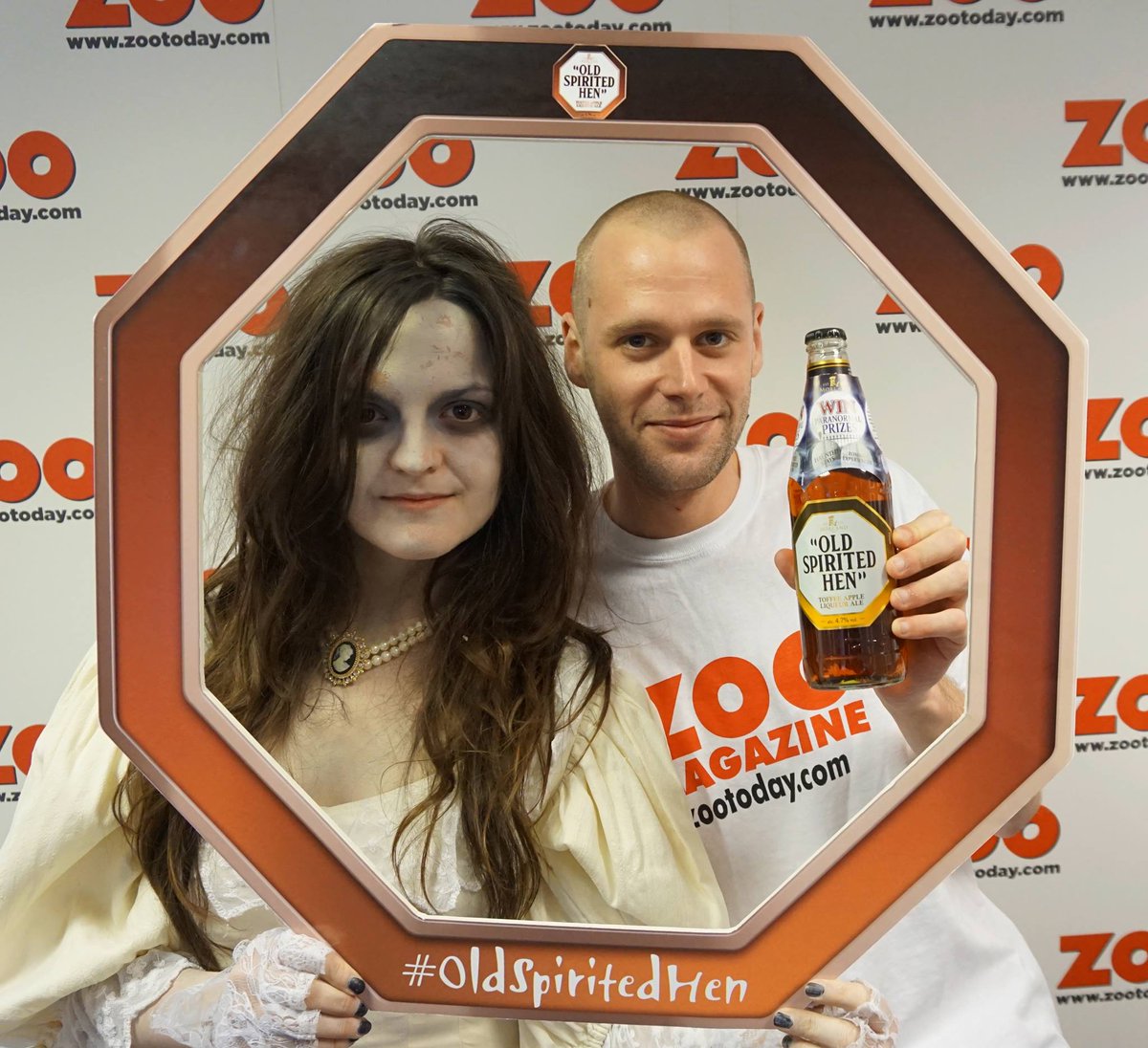 ZOO's tweet photo. A #Halloween treat of toffee apple flavoured #OldSpiritedHen ales - thanks @speckledhenry https://t.co/7W0972Komt https://t.co/gt3pddqB5p