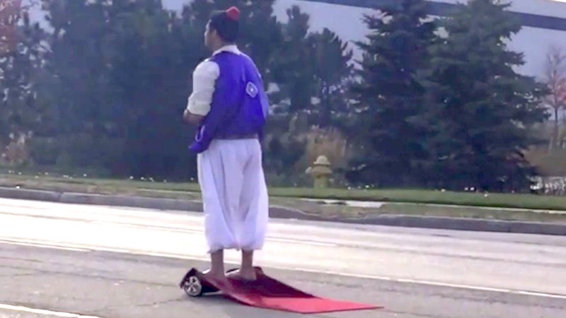 someecards's tweet photo. This guy used a hoverboard in his Halloween costume and it's shining, shimmering, splendid. https://t.co/lLuMqJAYb0 https://t.co/WgNxDSGtWX