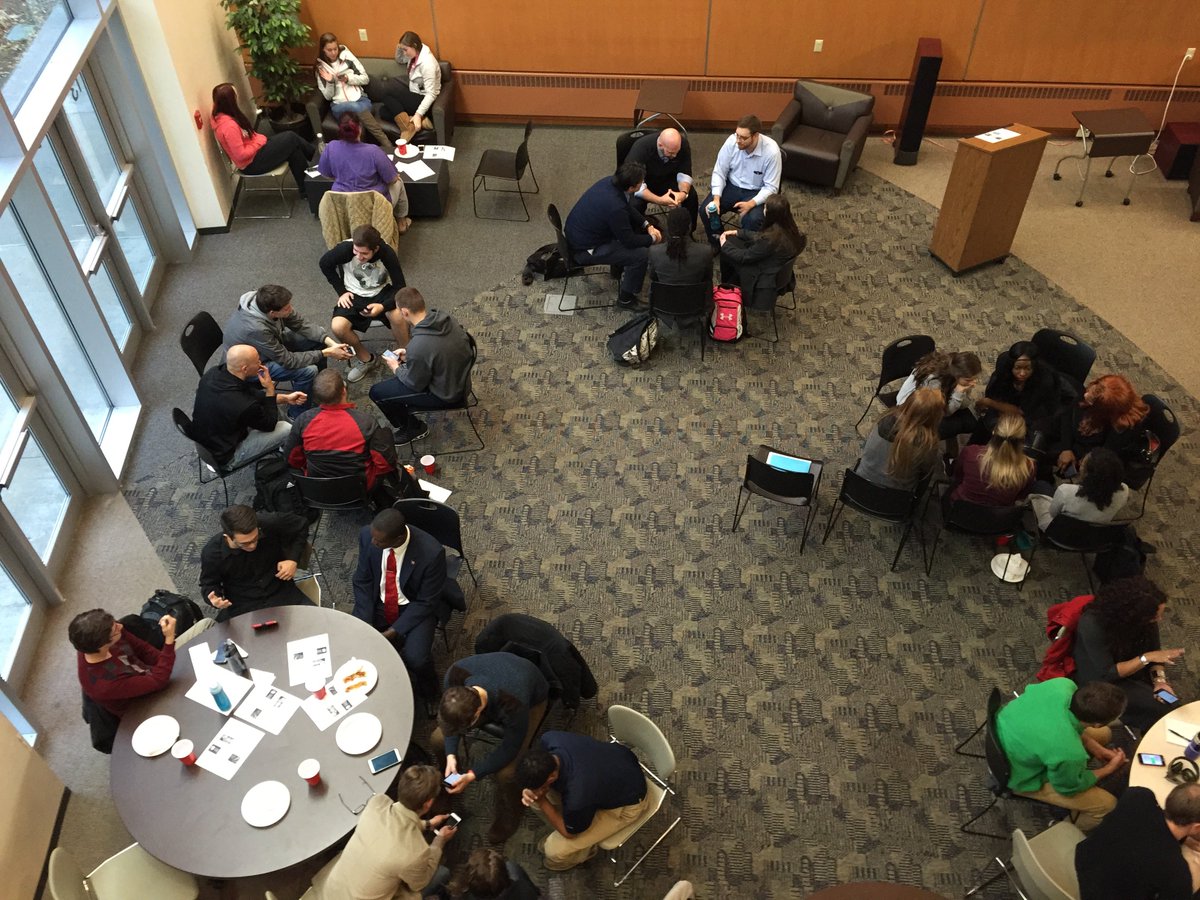 NICDInstitute's tweet photo. #TextTalkVote Akron has been seeing great turnout! :) @uakron - Text "AKRON" to 89800 to join the discussion https://t.co/epLMxGsRXl