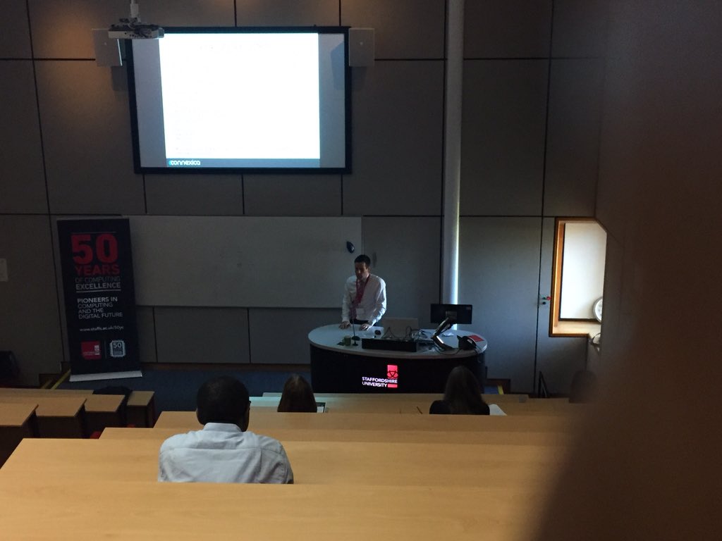 StaffsComputing's tweet photo. Greg Richards talking about Big Data and Analytics #DigiTech2015 @ConnexicaUK @StaffsUni @careersatstaffs https://t.co/1hvspuUbDb