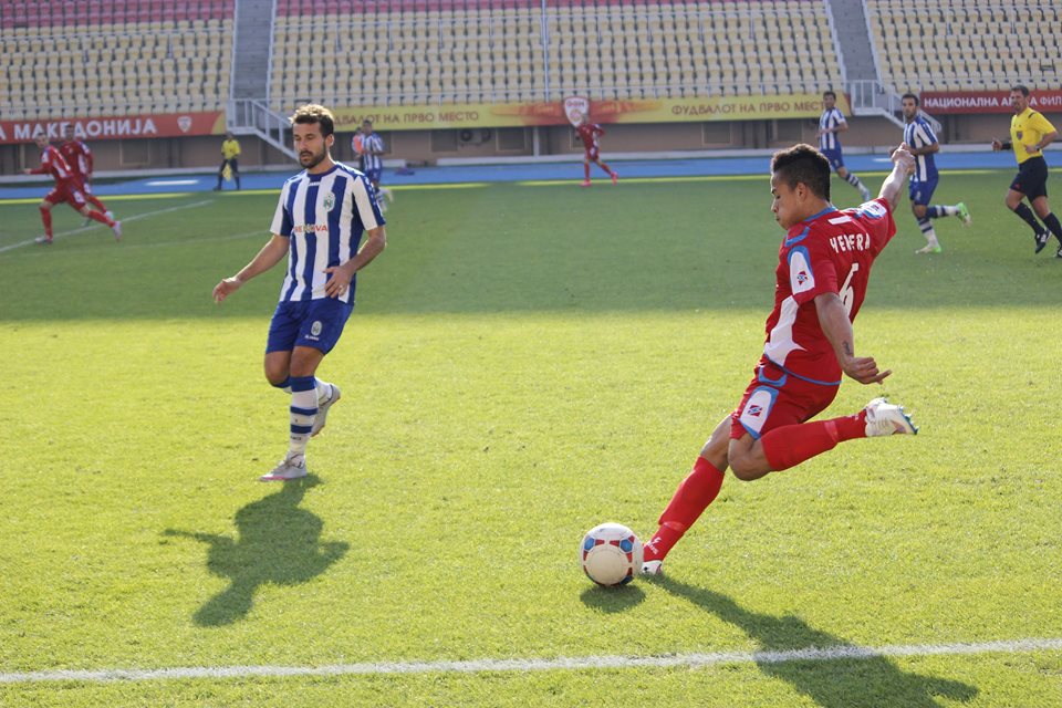 Herrera attempts a cross; photo: Rabotnichki