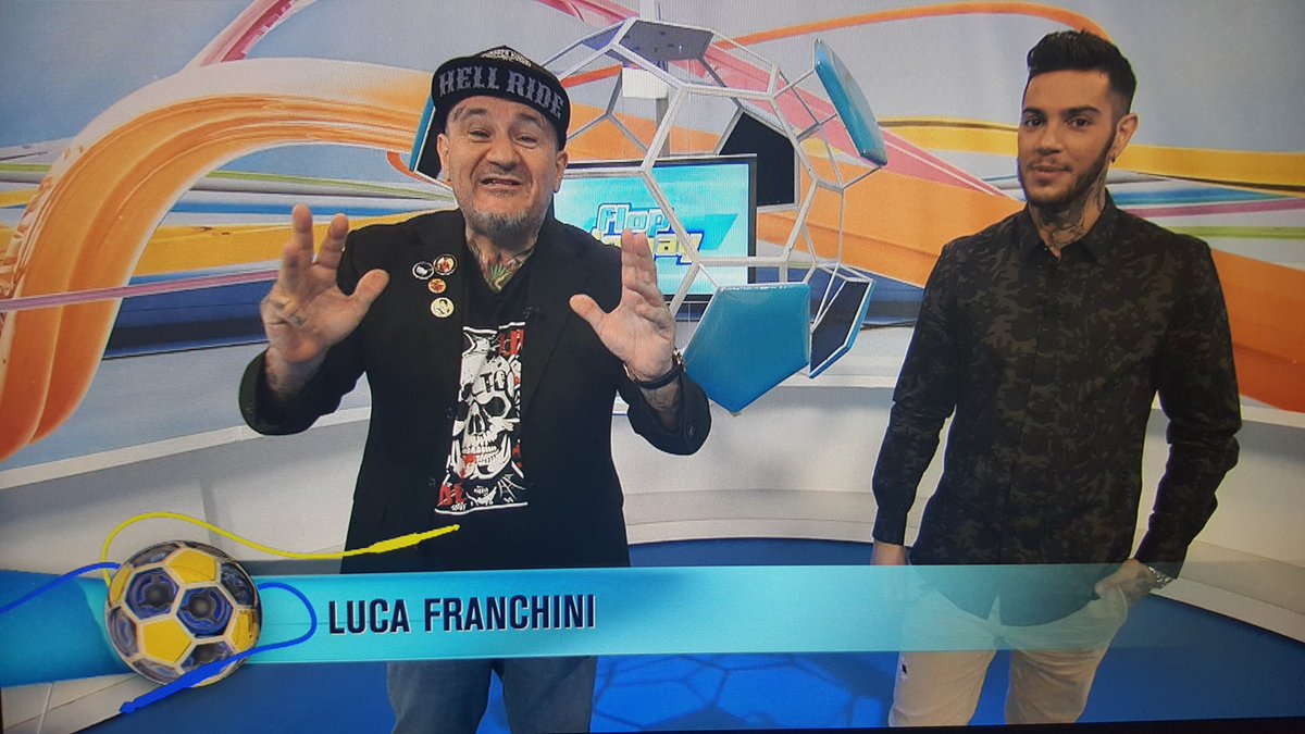 godzfranchini's tweet photo. Stasera ore 19 @SkySport 1HD quinta puntata di @goaldeejay con @RealEmisKilla Vi attende una #flopdeejay pazzesca!!! https://t.co/ZmL2s89GDM