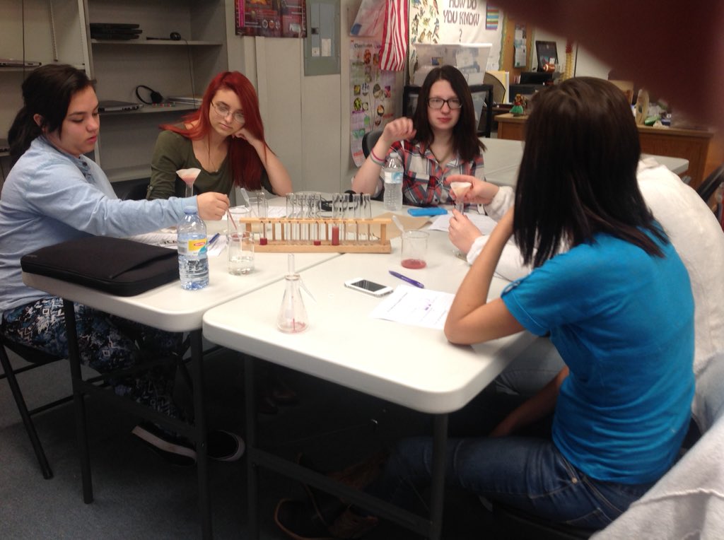 DBEXCEL_SCIENCE's tweet photo. #dbescience is investigating cell membrane permeability https://t.co/F9wxo0mkHP