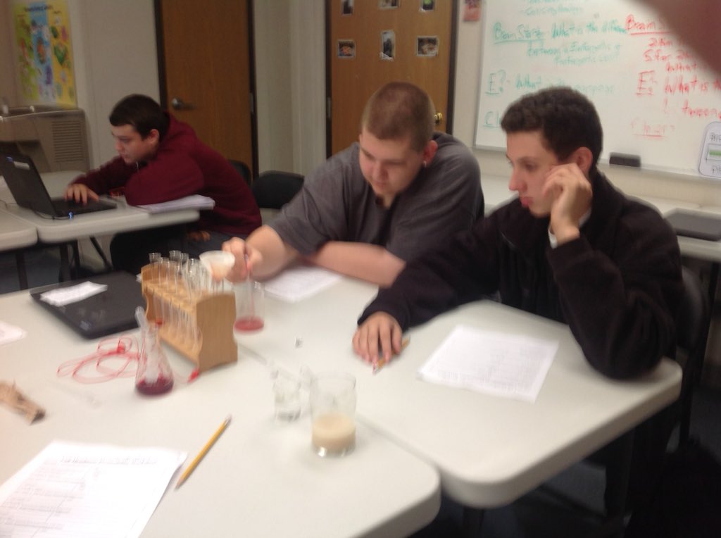 DBEXCEL_SCIENCE's tweet photo. #dbescience is investigating cell membrane permeability https://t.co/F9wxo0mkHP