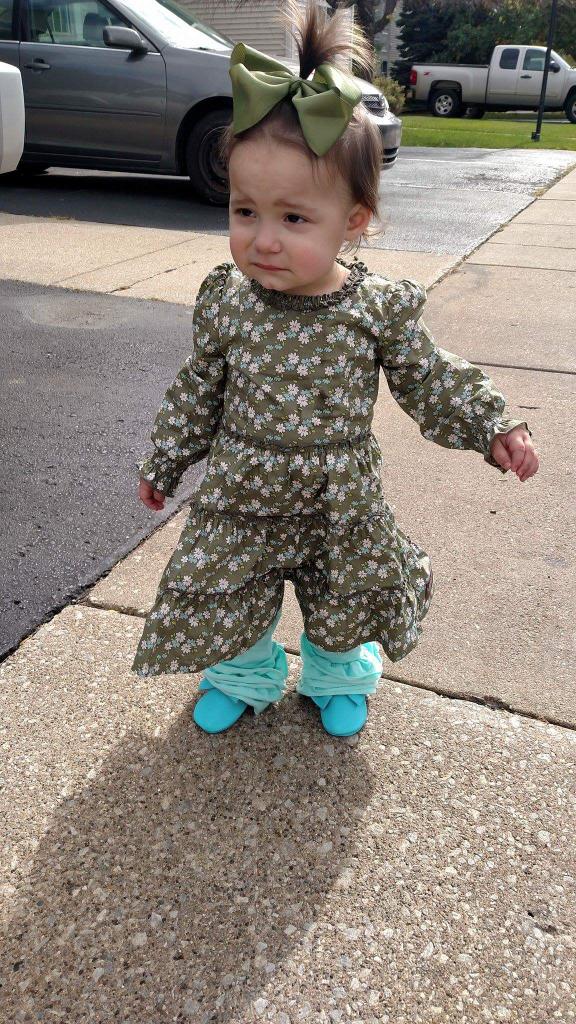 monkeymocs's tweet photo. Too cute for words! #monkeymocs #moccsale#babymoccs #moccs #mocs #babystyle #babyshoes #cutebaby #babygirl #love https://t.co/Me8yx9ds1s