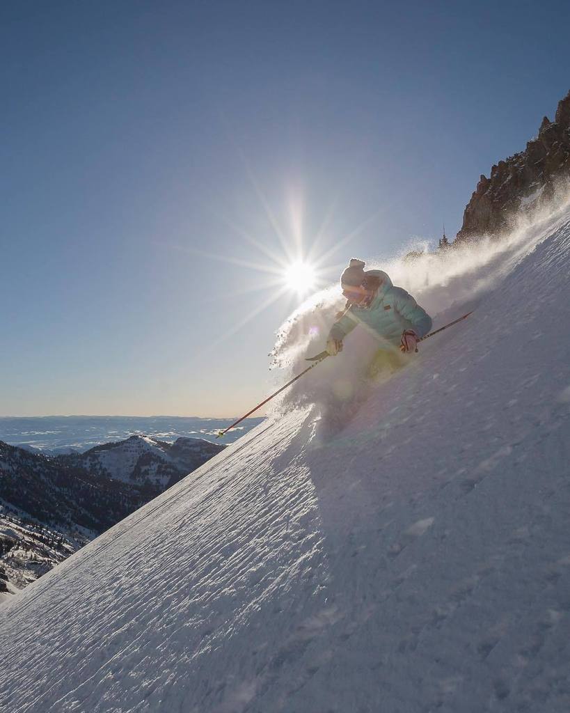 Snowbird's tweet photo. There's snow in the forecast and opening day is quickly approaching. Are you ready for win… https://t.co/GLP73vRmu1 https://t.co/c9nNNIJtc3