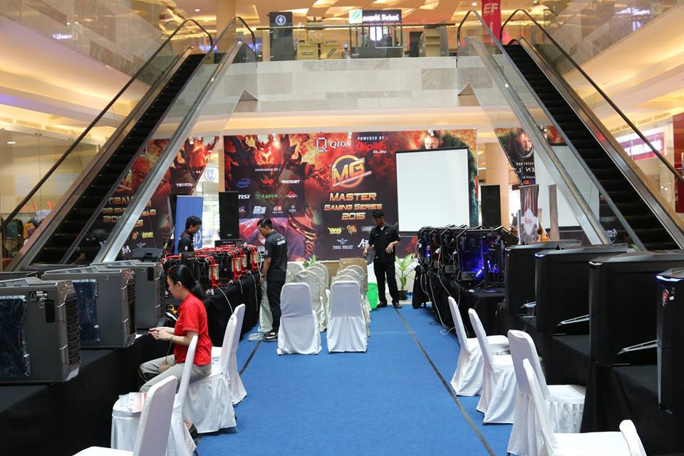 d2geek's tweet photo. waktu tournament dota 2 MGS di Pejaten Village Mall makin sukses terus master gaming series MGS, terima kasih MGS :* https://t.co/V41hd8kz7d
