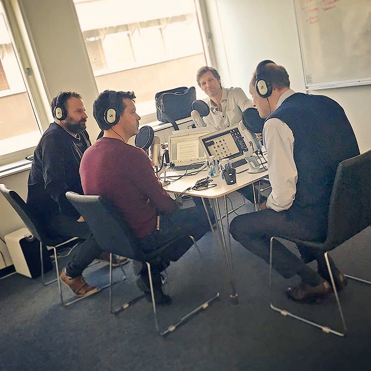 TV4_Hockey's tweet photo. Nytt avsnitt av podcasten #sporthuset imorgon och vi diskuterar självklart den allsvenska guldstriden. https://t.co/33lUtkloOK