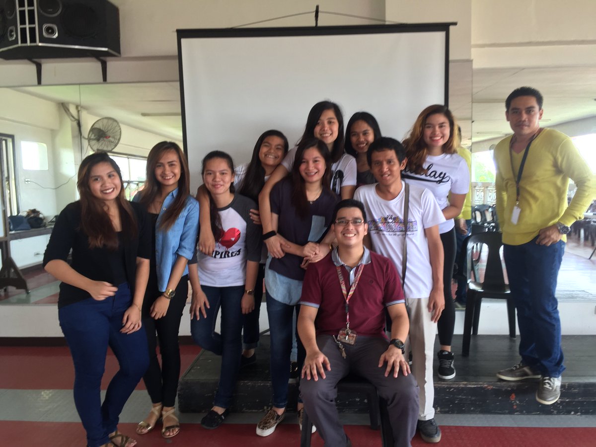PWCDavao's tweet photo. Thank you Team #BlindSide2016 from @PWCYearbook for facilitating the TED Yearbook Orientation earlier today! https://t.co/jsn84oTSYj