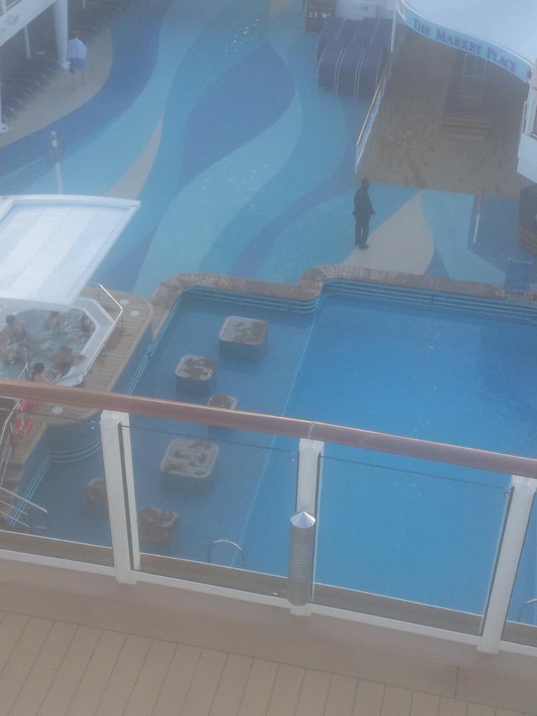 CraigMcQuinn's tweet photo. #NorwegianEscape just keeps giving! #TravelAgents #family #travelclients won't be disappointed @NCLnickUK @NCL_UK https://t.co/xPjnExzSwN