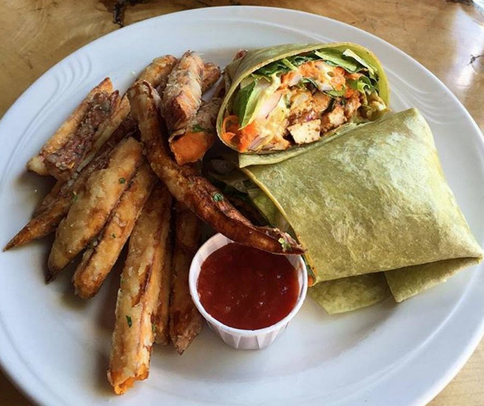 connecticutmag's tweet photo. Hungry? Here are six of the best #vegetarian &amp; #vegan dining destinations in CT https://t.co/HKLPg7uZgt https://t.co/3aUbvbJj0B