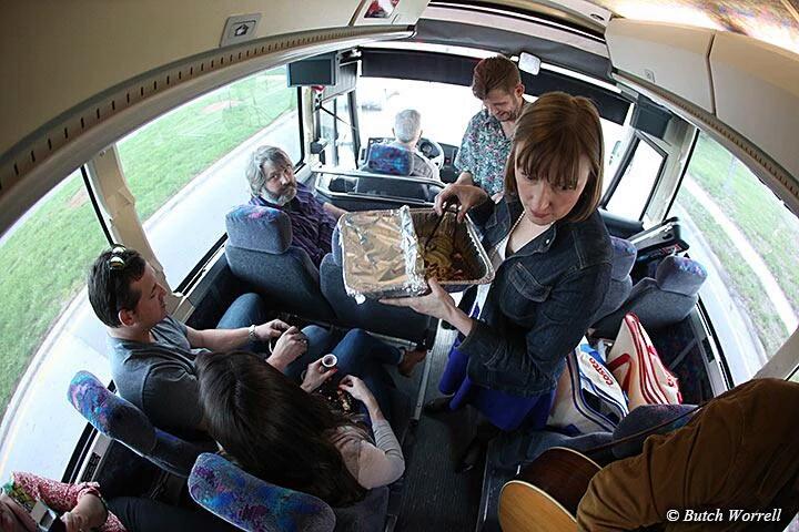 MusicCityRoots's tweet photo. Rain!? Let the professional drivers at @Anchorbus drive you to roots! Free ride from @five_spot &amp; @SoulshineNash. https://t.co/kzS97u4utQ