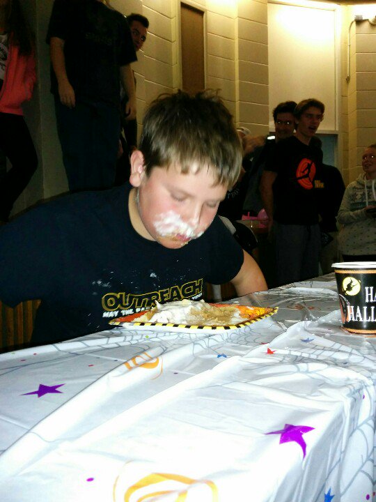 LaSalle_LDSB's tweet photo. OK grade 10s who can eat Pie? #spiritweek #MsCarroll https://t.co/x6xGDRkOLe