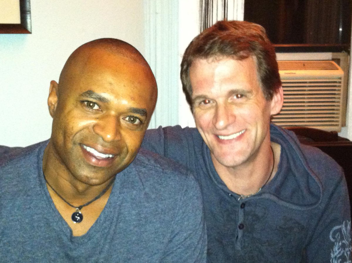 arethalovernyc's tweet image. This is my natural family. 8 years strong!  #WCF9 #HolyTrouble #familylightstheworld