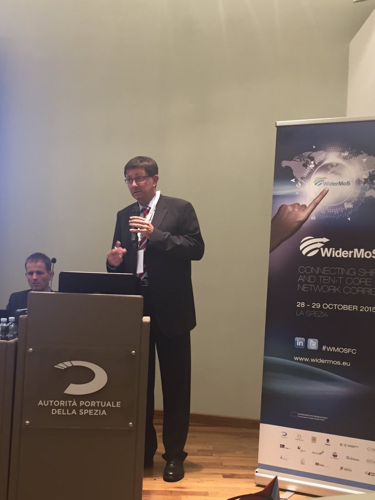 WiderMos's tweet photo. #kombiverkehr: presenting #widermos corridor approach in sharing information related to rail Transport @OnTheMosWay https://t.co/16JgiaMlSZ