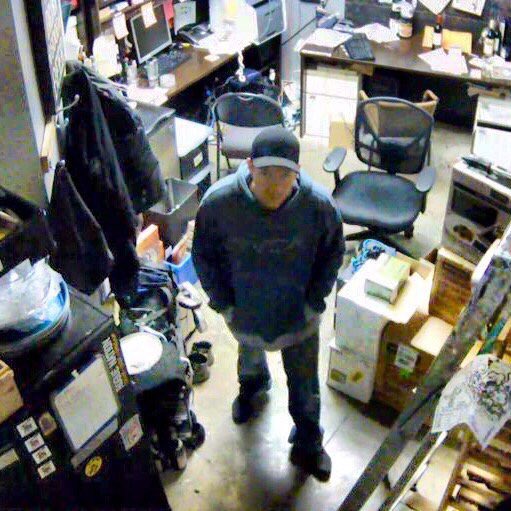 ChefCamD's tweet photo. If you have any information on this guy who broken into my restaurant there will be a #reward  for his arrest. https://t.co/logTK3zyu3
