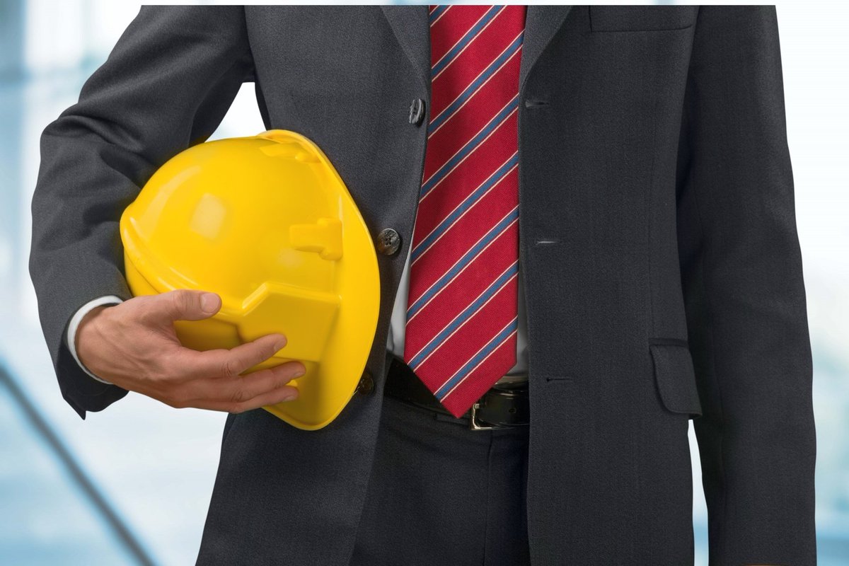 No industry is exempt from #SafetyPractices-no matter if it's an office or construction site hubs.ly/H01kNvK0