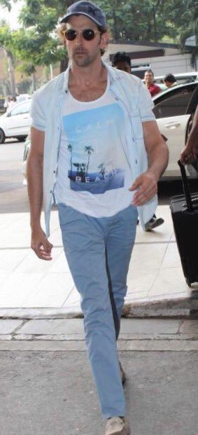 Adulated for his #style , @iHrithik was spotted at the airport wearing @GasJeansIndia Noley #Chinos #gasjeansfw1516