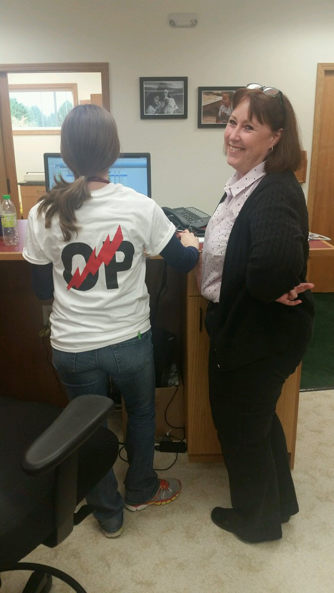 OfficePracticum's tweet photo. Thank you NW Pediatrics! You were amazing during your Go Live. #keepcharting #greatlearners #yourtshirtsrockedit https://t.co/HhBDQkeflG
