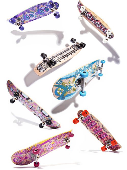 VogueFrance's tweet photo. Des skates imaginés par la maison italienne Emilio Pucci et les étudiants de l'Ecal---> https://t.co/zsQR3sFNjx https://t.co/bj99gngFhm
