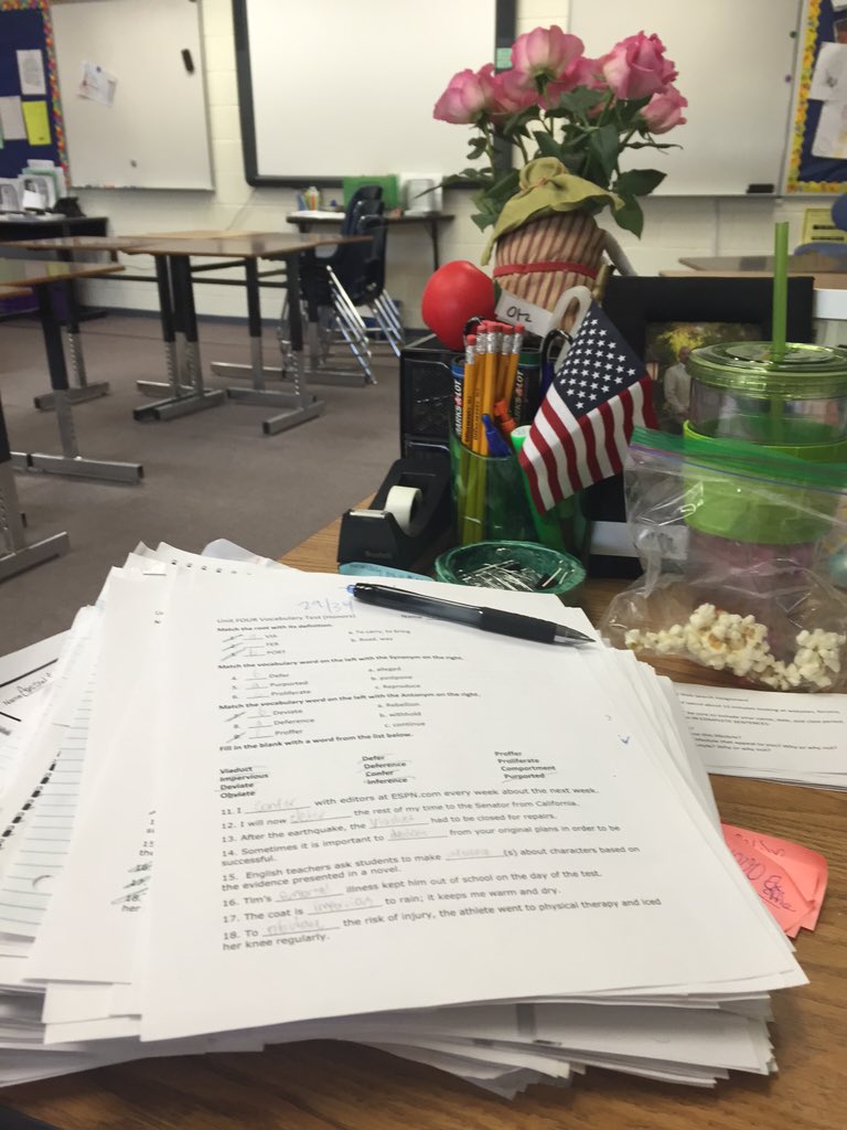 RHSCrazyEngTchr's tweet photo. Should be relaxing &amp; reading a good book, but a teacher's life doesn't stop just bc it's Fall Break! #endlessgrading https://t.co/6x19CwFUhD