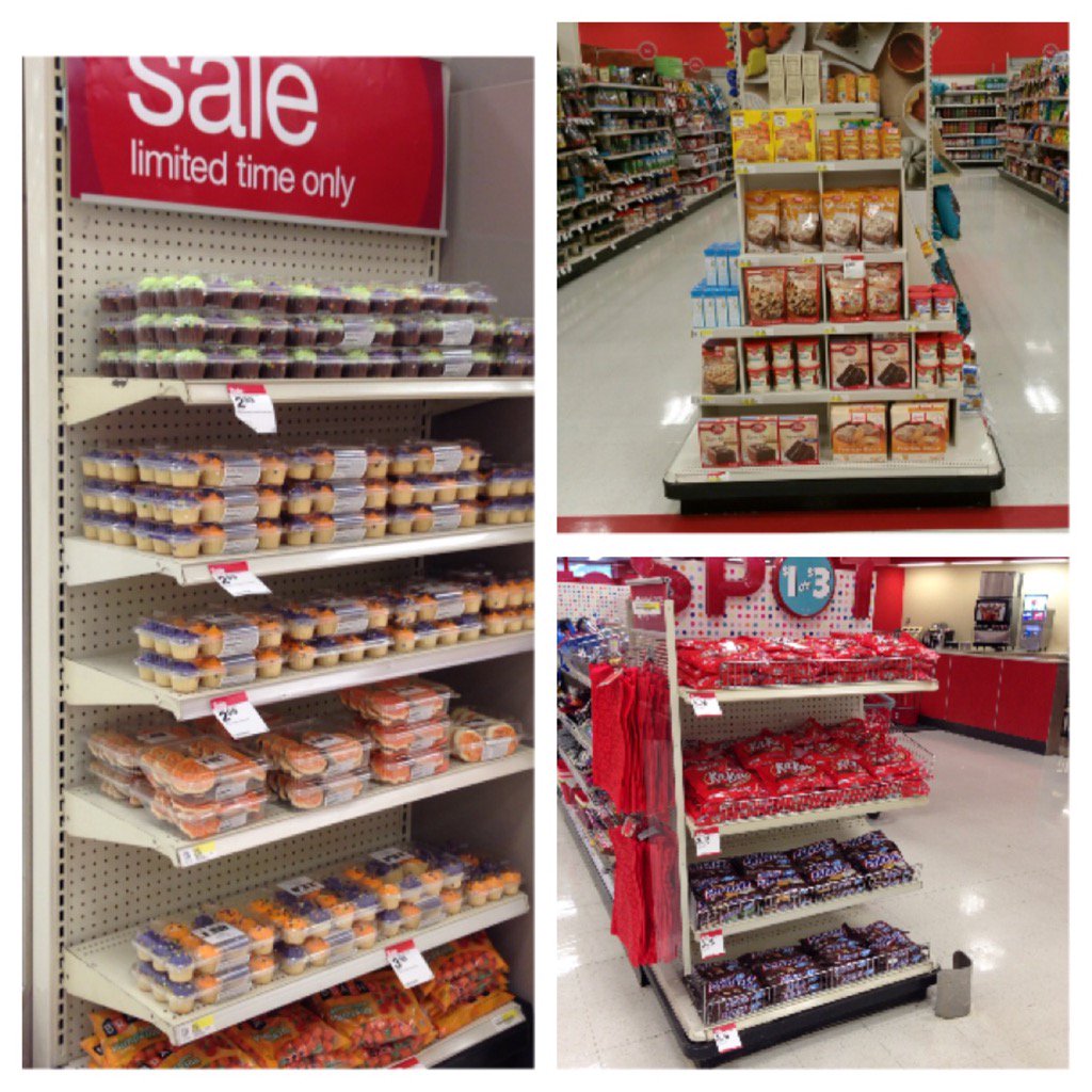 ritamcgrath2456's tweet photo. 1152 is ready for Halloween festivities 🎃#G493Spookyfull #startstrong @NikoGonzo122 https://t.co/VnN5CkW8pH