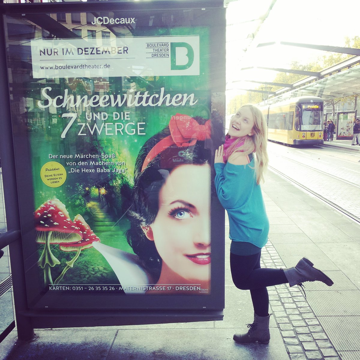 #Plakat #Dresden #Schneewittchen #spiegleinspieglein #Perrücke #stage
