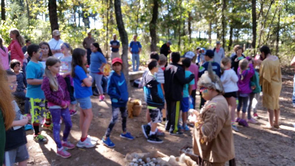 BESEccleston's tweet photo. Sky Ranch makes the learning real.#learningisfun @BESEccleston @BesTexans https://t.co/IsCOwVxJ4Q