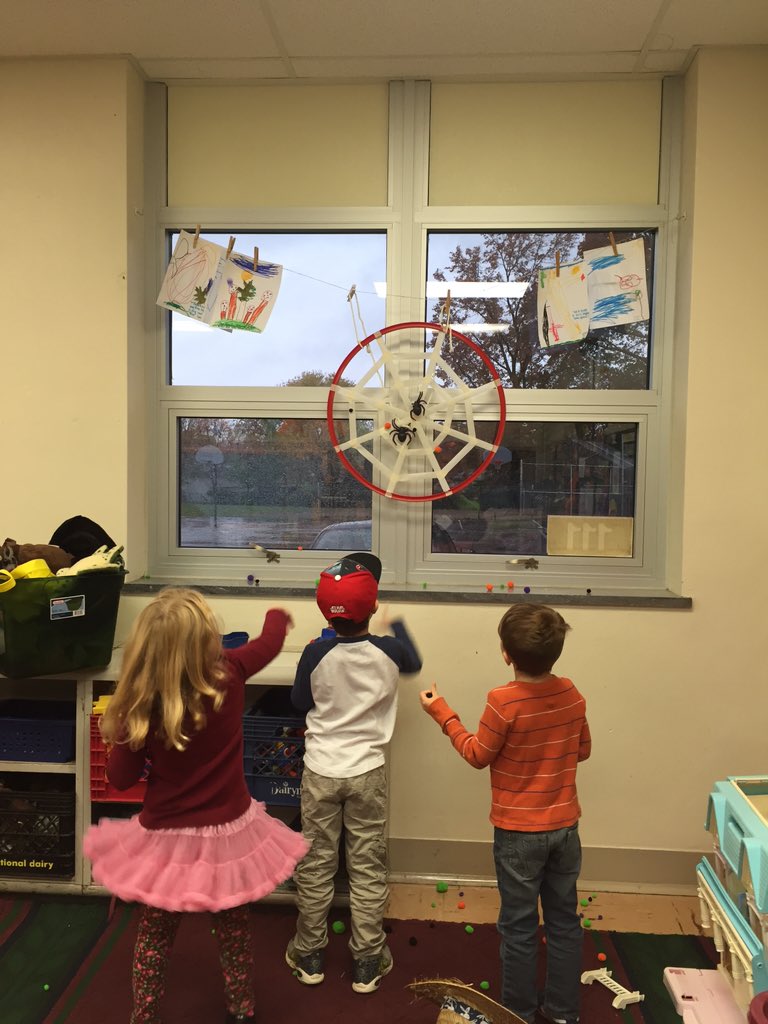 prek_110's tweet photo. Catching bugs in a web! #spiderweb #throwingpractice https://t.co/cDJIp8q4r9