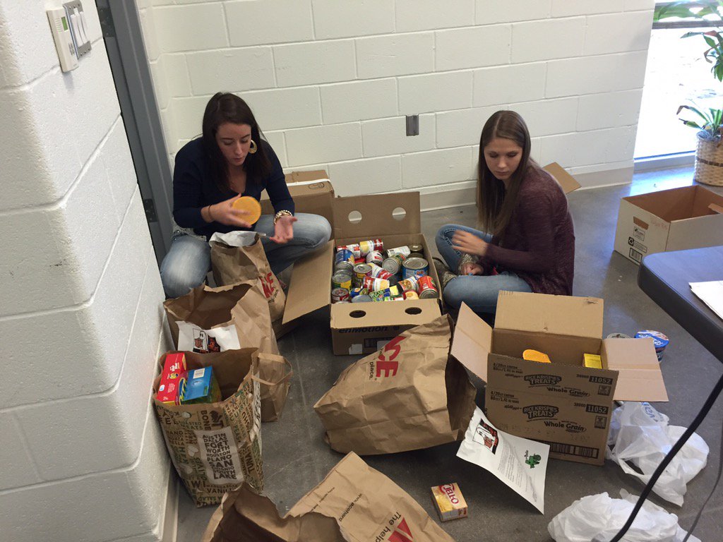 AzleFFA0049's tweet photo. Food Donations still accepted at AHS! #azleffa #trickortreatforcannedfoods #communityservice #betterthanyesterday https://t.co/CMdP3jtgpo