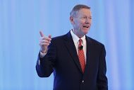 #Analytics helped Ford reduce complexity by 70%, a huge impact on productivity - Alan Mulally @ #PBLS15