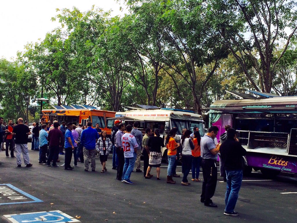 Curbsidr's tweet photo. Thanks @8x8 for sponsoring another great food truck event with us for your great employees! https://t.co/2EBhjasUTt