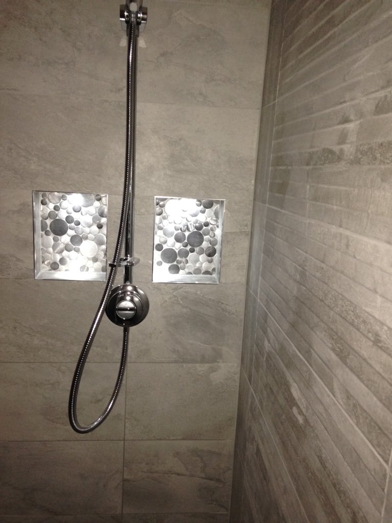 havelock_mark's tweet photo. @AqualisaShowers another Quartz Digital in Shepperton https://t.co/01O4yDf1xz