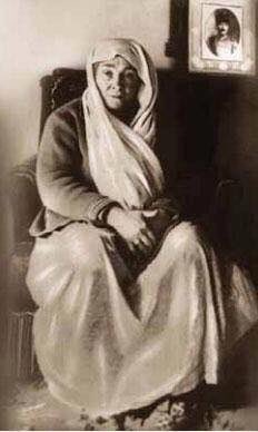 OZynp's tweet photo. Ve sen güzel kadın, öyle bir evlat doğurmuşsun ki heykelinden bile korkuyorlar ❗️ #MustafaKemalATATÜRK #29Ekim https://t.co/A5A1S3aSu2