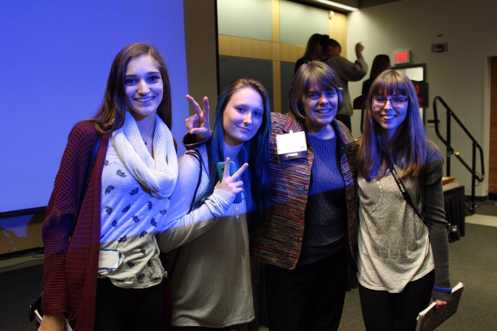 hhsadvocate's tweet photo. Meeting free speech advocate Mary Beth Tinker #GSSPA15 #tinkertour #1stAmendment https://t.co/TtvSF6L4eV